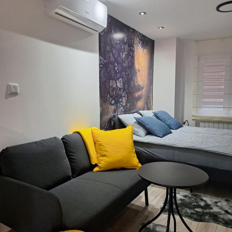 Apartman Elzi Tuzla - One-Bedroom Apartment - 4