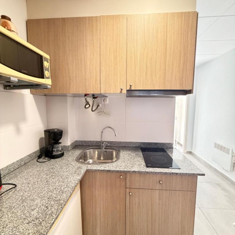 Apartamento en Roses Cerca de la Playa y Centro - Apartamento de 1 dormitorio - 13