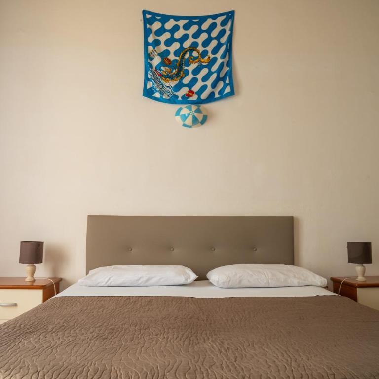 Casa di Alfredo Affittacamere - Standard Double Room with Shared Bathroom - 3