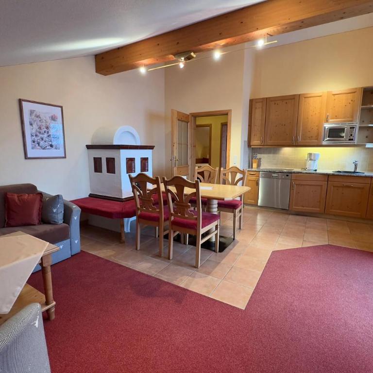 Ferienwohnungen am Kurpark - Apartment mit Balkon - 1