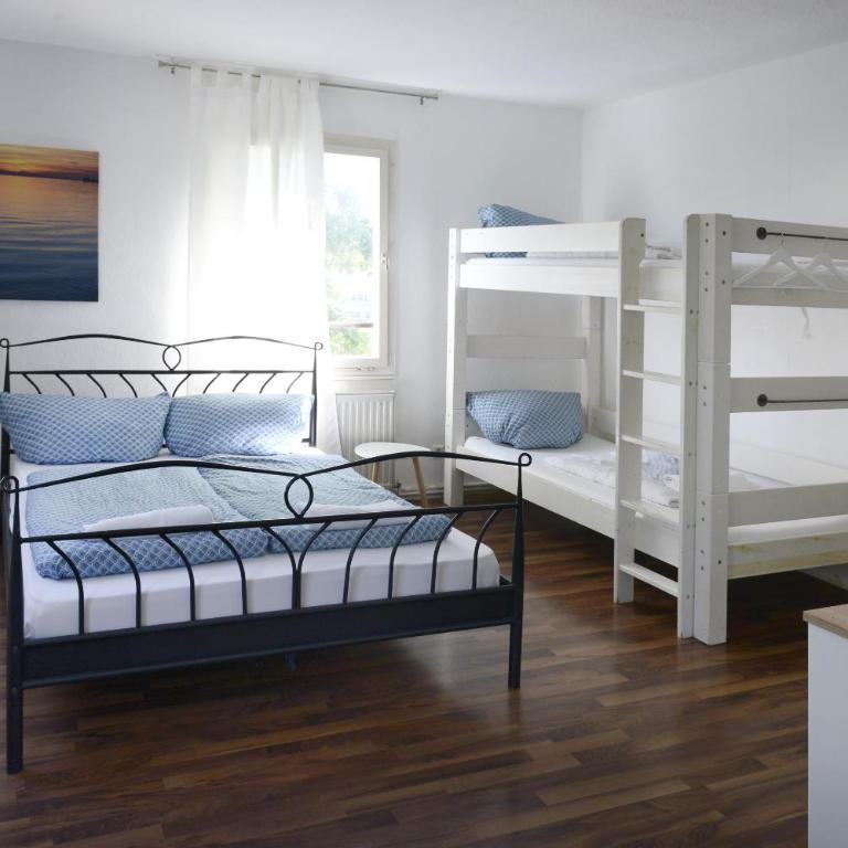 Westküste Lindau - Vierbettzimmer mit Gemeinschaftsbad - 2