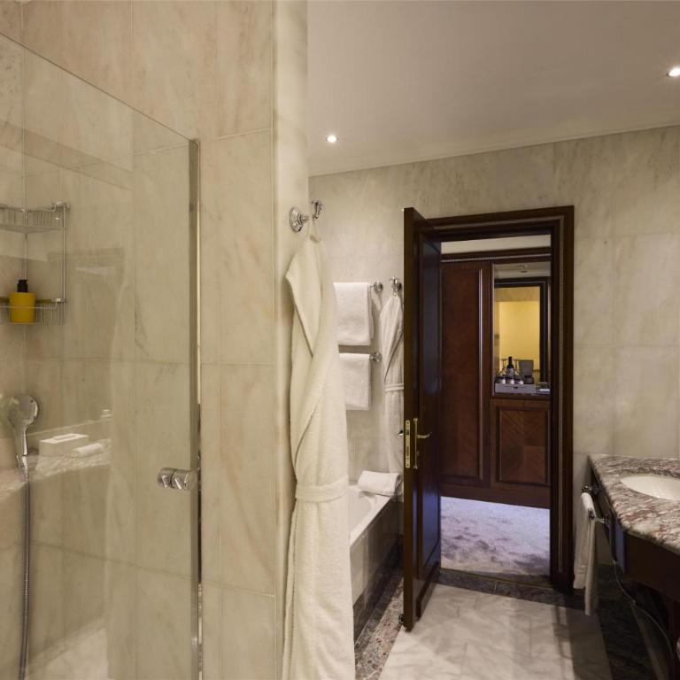 Anantara Palazzo Naiadi Rome Hotel - A Leading Hotel of the World - Junior Suite con Vista Piazza - 1