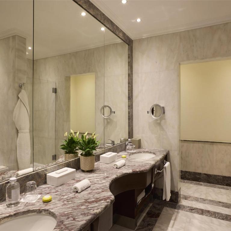 Anantara Palazzo Naiadi Rome Hotel - A Leading Hotel of the World - Junior Suite con Vista Piazza - 2