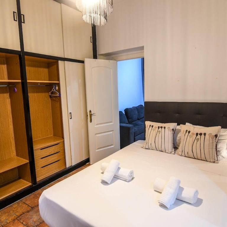 The Plaza Castilla Hideaway - One-Bedroom Apartment - 18