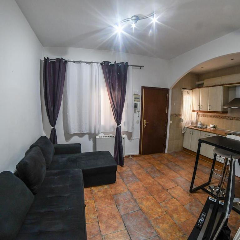 The Plaza Castilla Hideaway - One-Bedroom Apartment - 24