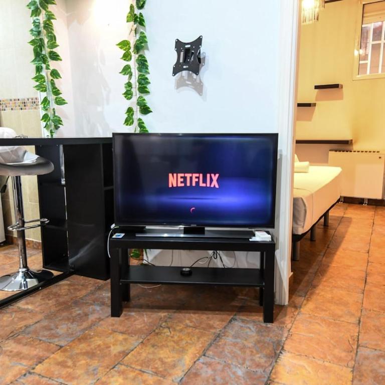 The Plaza Castilla Hideaway - One-Bedroom Apartment - 25