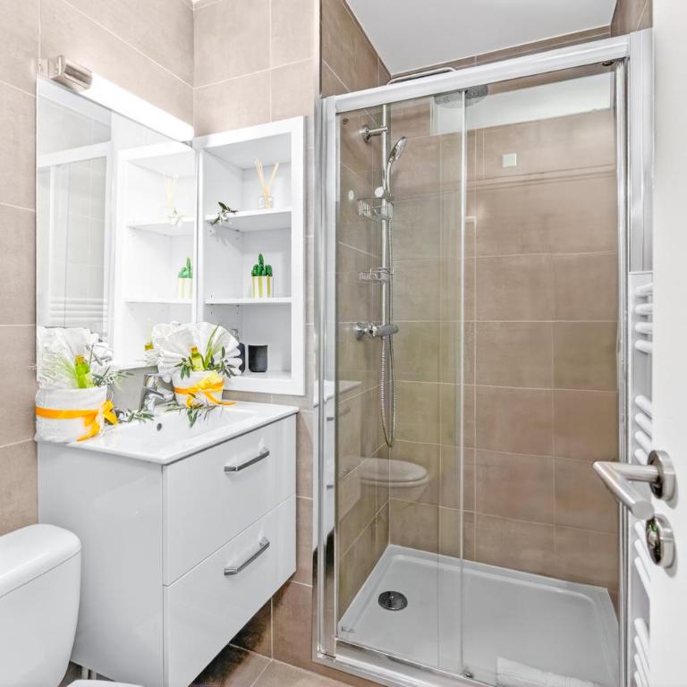 MEDICIS - Agréable 2 pièces Frontière Monaco Parking Piscine - Appartement 1 Chambre - Vue sur Piscine - 15