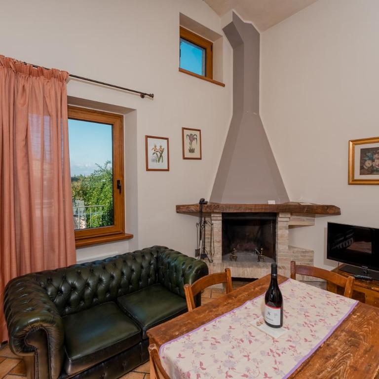 Valle di Assisi Country Apartments - Appartamento con 2 Camere da Letto e Giardino - 8