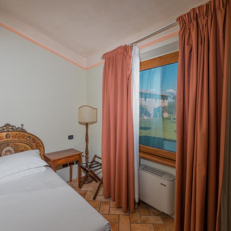 Valle di Assisi Country Apartments - Appartamento con 2 Camere da Letto e Giardino - 9