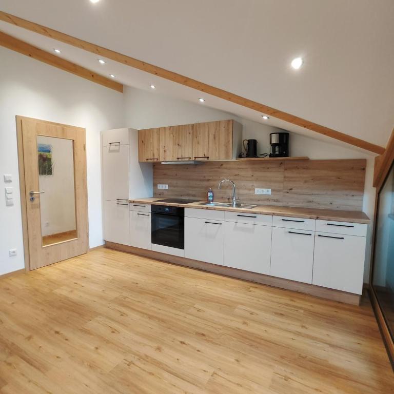 Ferienwohnungen Auszeit Roßhaupten - Apartment mit 2 Schlafzimmern - 2