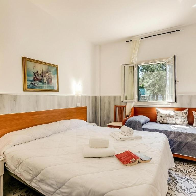 Stella Marina with Pool 100 m from beach - One-Bedroom Apartment - 2