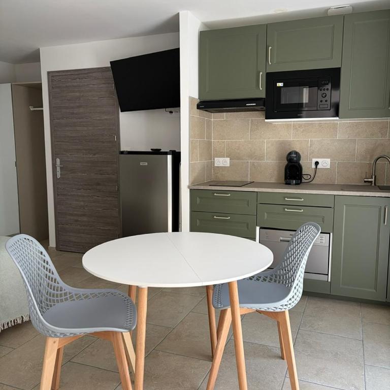 Résidence La Palma & L'Oasis - Studio with Balcony - 10