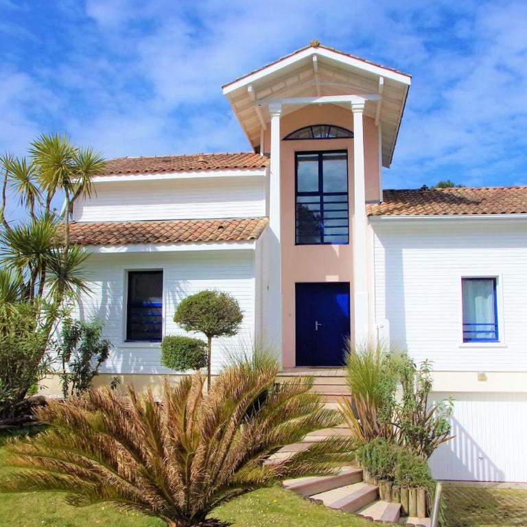 Beautiful Duplex House With Terrace and garden - Maison de Vacances - 39