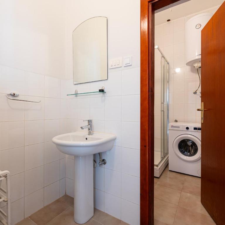 Sea Star Apartment - One-Bedroom Apartment - Sea Side - 6