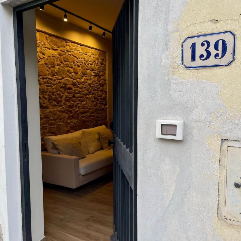 House 20S, 43N - Appartamento con 2 Camere da Letto - 20