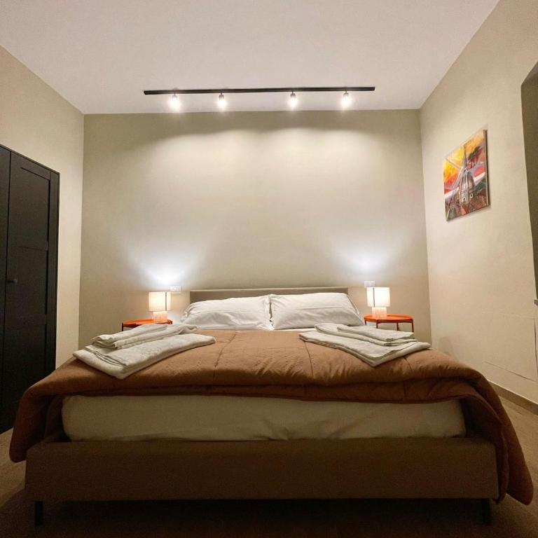 House 20S, 43N - Appartamento con 2 Camere da Letto - 35