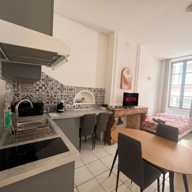 Studio d'exception face aux arènes de Nîmes - Appartement 1 Chambre - 6