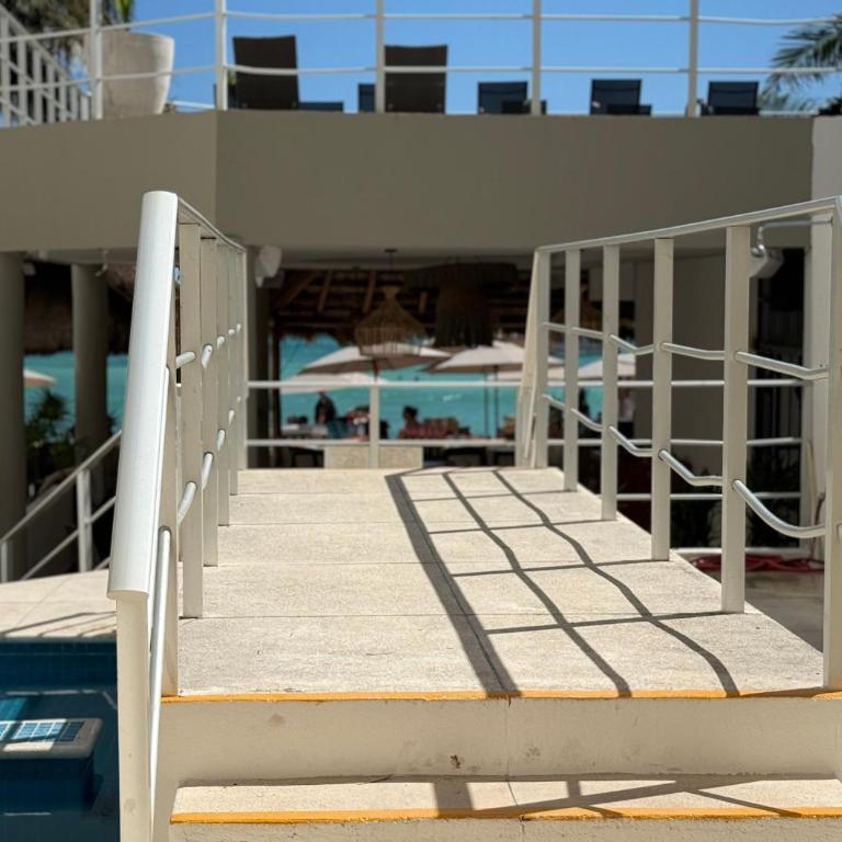 Condohotel Luciana Deluxe Queen Oceanview Suite with Sofabed - Studio - Vue sur Mer - 12