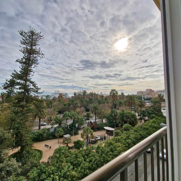 Historic Centre: Terrace, Near Cathedral & Port - Apartamento de 2 dormitorios - 25