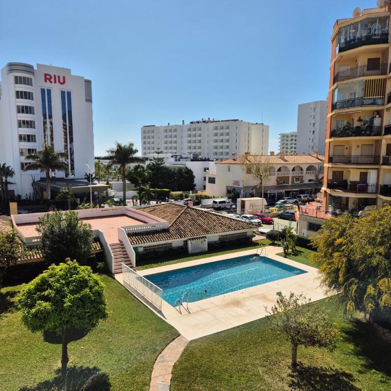 Apt Erisa en Torremolinos dos min de la playa, Puerto Marina - Casa de 2 dormitorios - 15