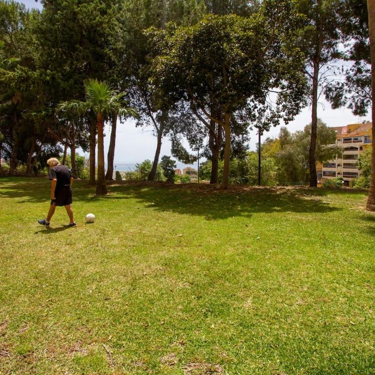 141-Fully Renovated, Shared Pools & Garden - Apartamento de 2 dormitorios - 45