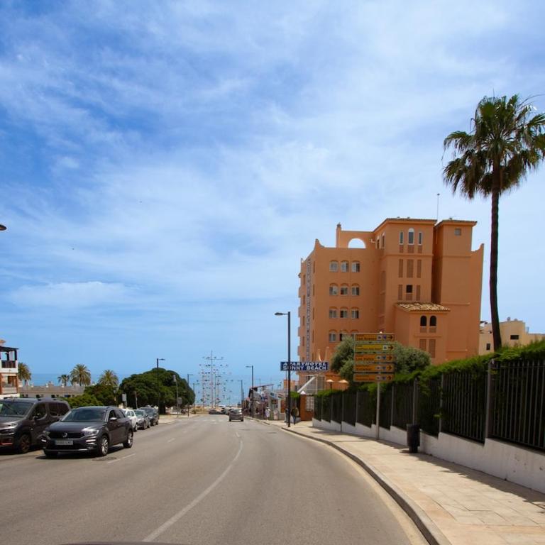 141-Fully Renovated, Shared Pools & Garden - Apartamento de 2 dormitorios - 57