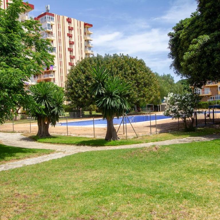 141-Fully Renovated, Shared Pools & Garden - Apartamento de 2 dormitorios - 44