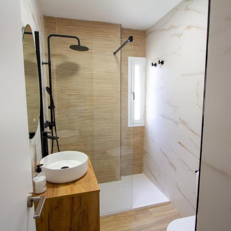141-Fully Renovated, Shared Pools & Garden - Apartamento de 2 dormitorios - 21