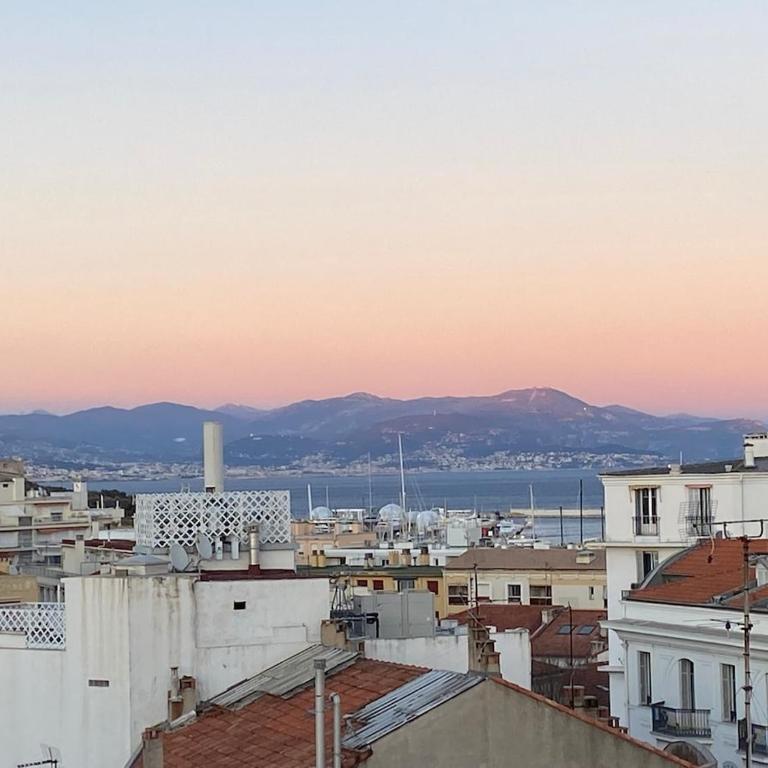 2P moderne avec terrasse et vue mer - Appartement 2 Chambres - 10