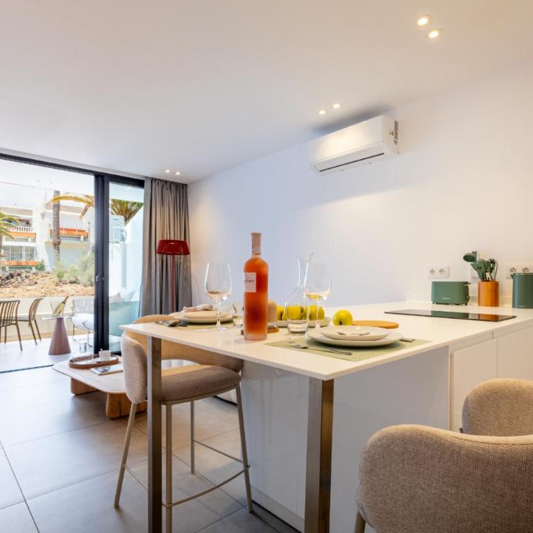 Brand New With Pool, Beach, Wifi And Garden - Apartamento de 1 dormitorio - 1