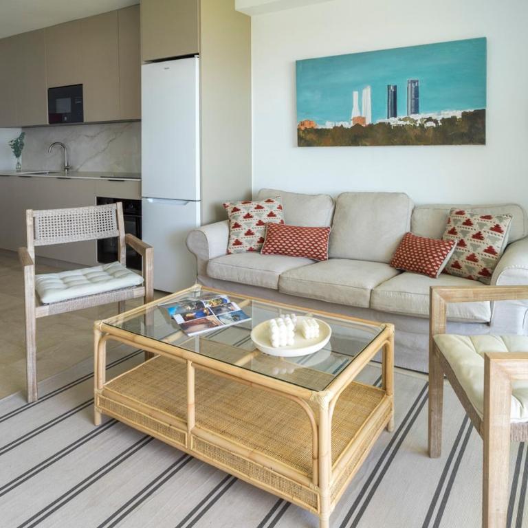 Modern apartment with pool on the beachfront in Marbella by SharingCo - Apartment mit 3 Schlafzimmern und Balkon - 22