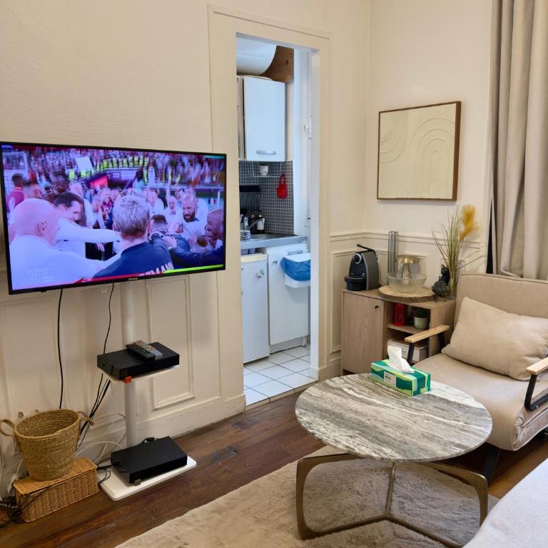 Quiet & bright apartment in Paris - Appartamento con 1 Camera da Letto - 2