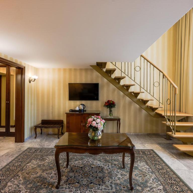 Hotel Moskva - Superior Duplex Room - 3