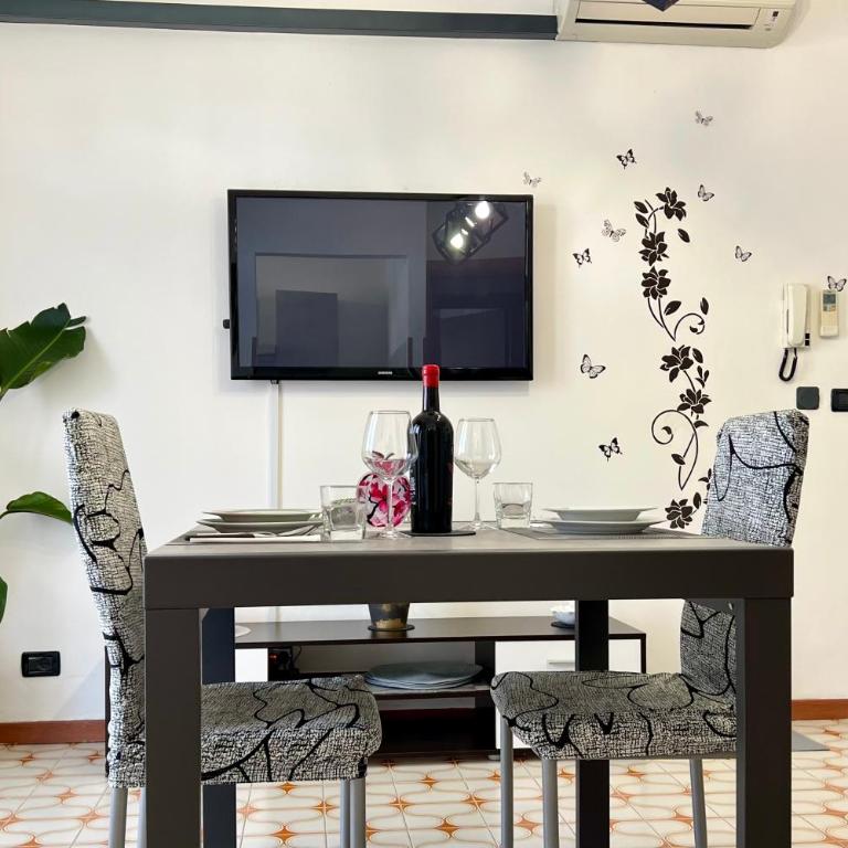 Miniappartamento con terrazza a 2km dal centro di Udine - Appartamento con 1 Camera da Letto - 6