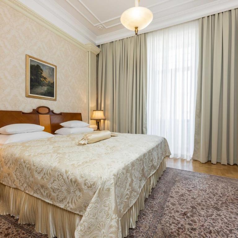 Hotel Moskva - Premium Suite - 3