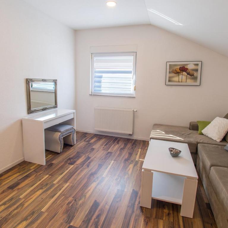 Mostaria House - Apartment mit 4 Zimmern - 55