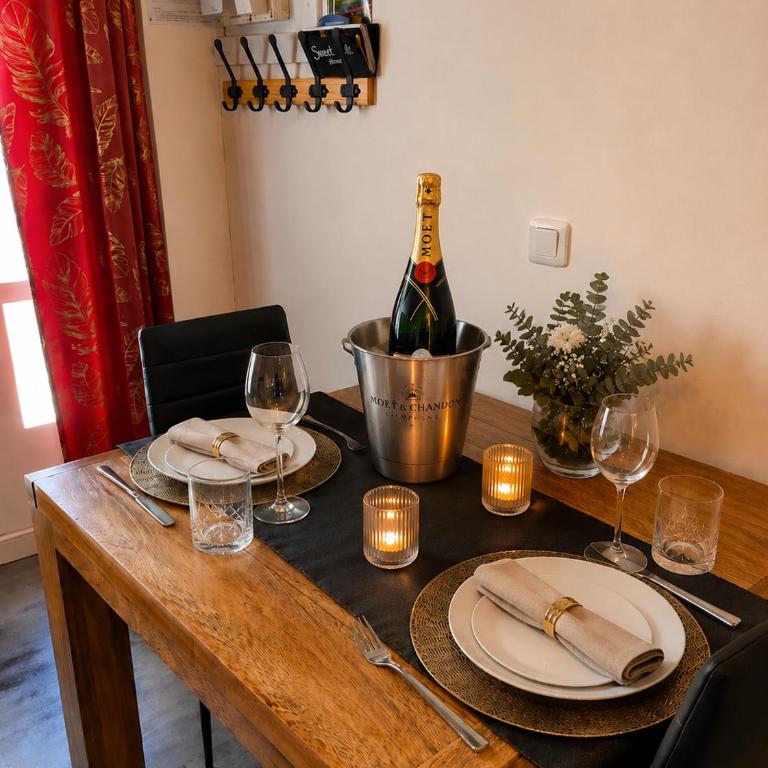 Sweet Loft Grenoble-Love Room avec jacuzzi & sauna - Suite avec Baignoire Spa - 5