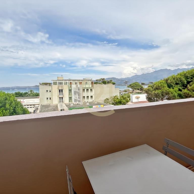Cosy duplex à deux pas de la plage de Calvi - Appartamento con 1 Camera da Letto - 8