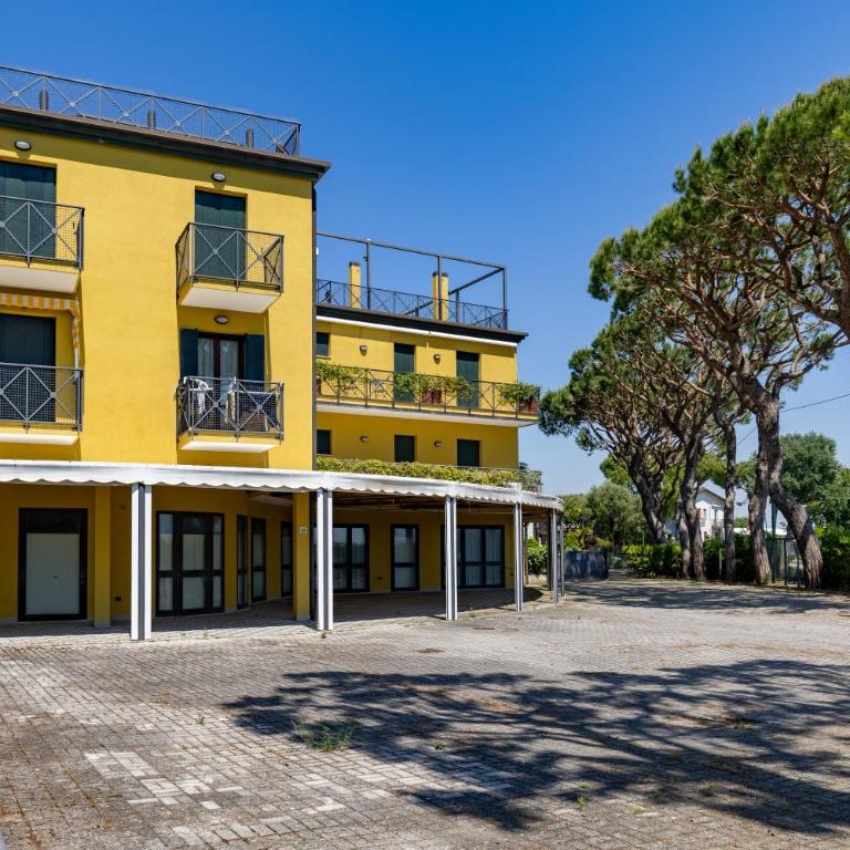 Apartment with Private Beach Spot Terrace & Parking - Appartamento con 2 Camere da Letto - 2