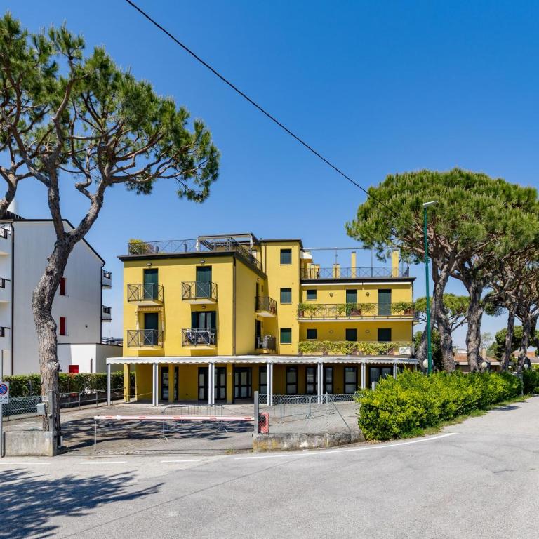 Apartment with Private Beach Spot Terrace & Parking - Appartamento con 2 Camere da Letto - 8