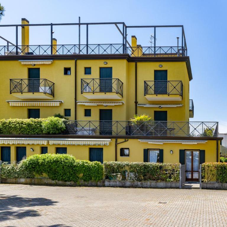 Apartment with Private Beach Spot Terrace & Parking - Appartamento con 2 Camere da Letto - 23