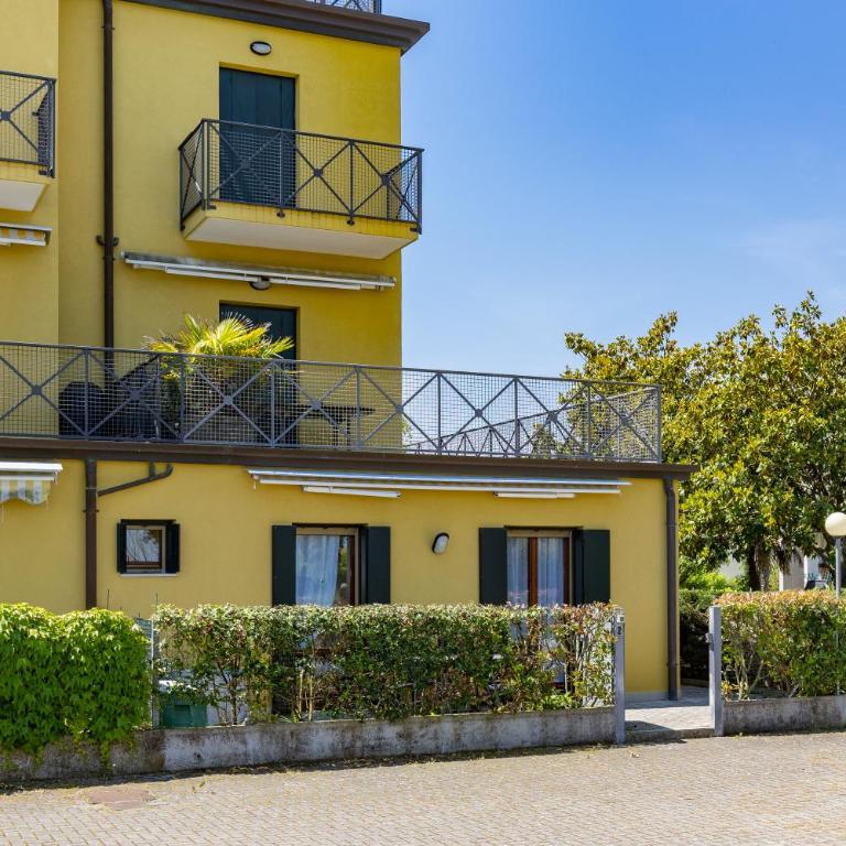 Apartment with Private Beach Spot Terrace & Parking - Appartamento con 2 Camere da Letto - 11