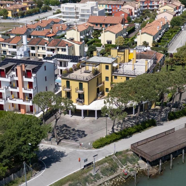 Apartment with Private Beach Spot Terrace & Parking - Appartamento con 2 Camere da Letto - 40