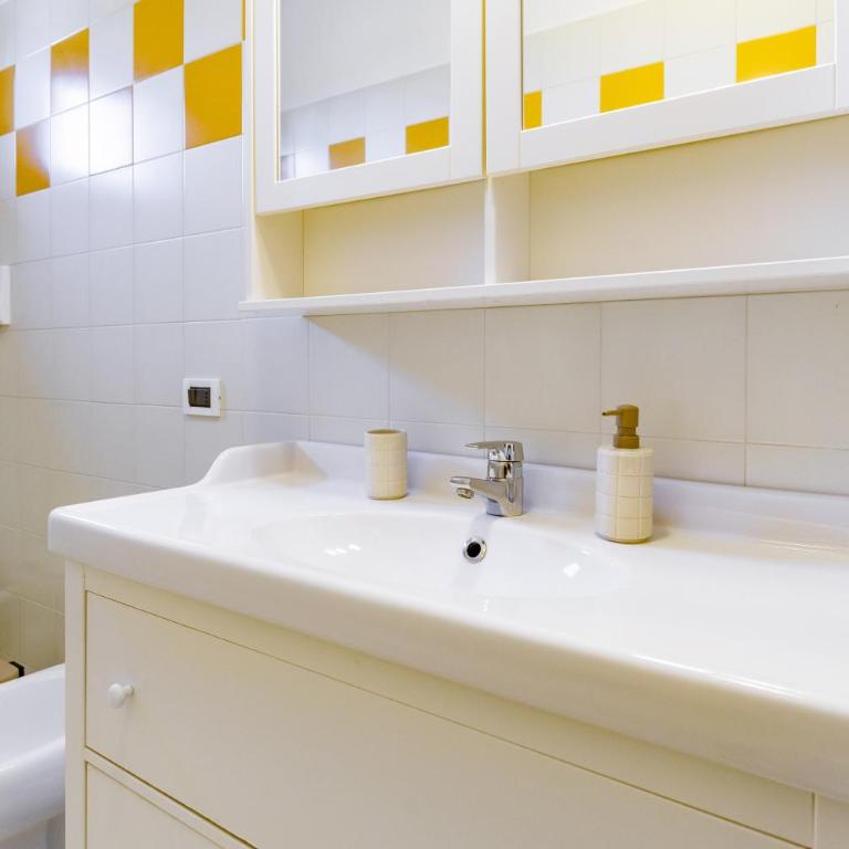 Apartment with Private Beach Spot Terrace & Parking - Appartamento con 2 Camere da Letto - 28