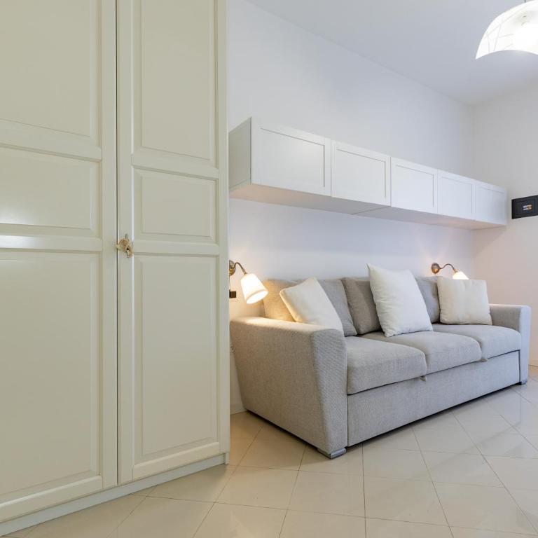 Apartment with Private Beach Spot Terrace & Parking - Appartamento con 2 Camere da Letto - 51