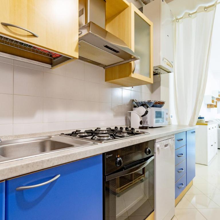 Apartment with Private Beach Spot Terrace & Parking - Appartamento con 2 Camere da Letto - 17