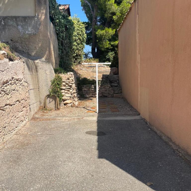Studio La Couronne Plage 5 mn à pied & Gare à 8 mn avec climatisation - Estudio con vistas al mar - 17