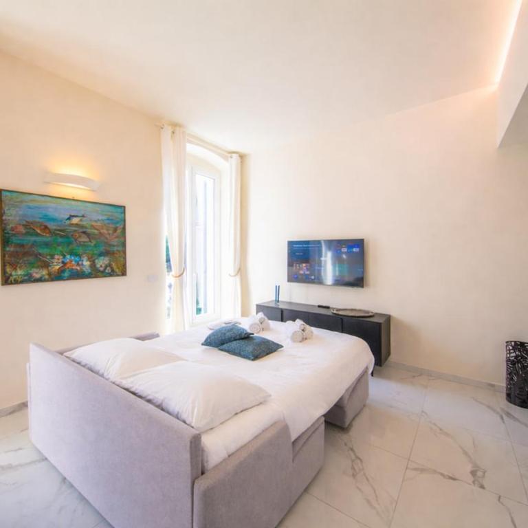 Luxurious and Bright Apartment with Balcony, 6 Guests - Appartamento Deluxe con 2 Camere da Letto e Balcone - 4