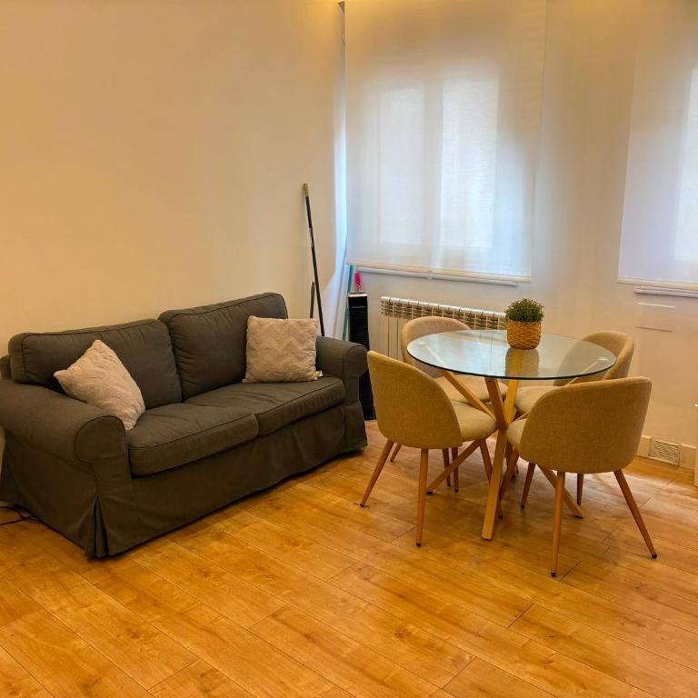 Vivienda Turística Reformada con Encanto - Apartment - 5