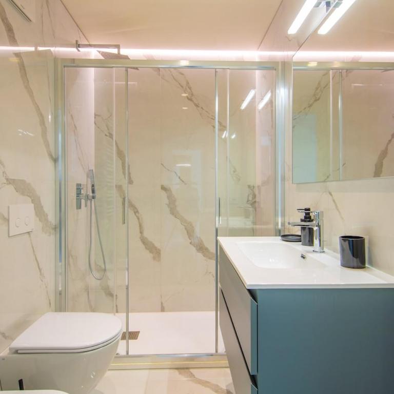 Luxurious and Bright Apartment with Balcony, 6 Guests - Appartamento Deluxe con 2 Camere da Letto e Balcone - 27